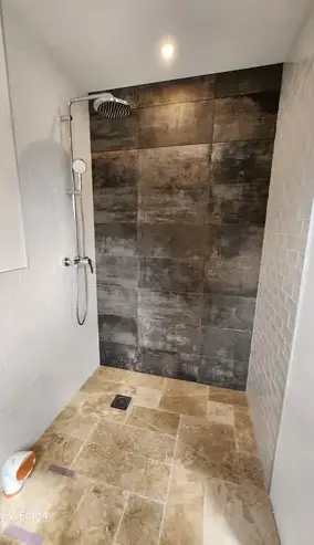 chape liquide à Sainte-Mère-Église - image 3